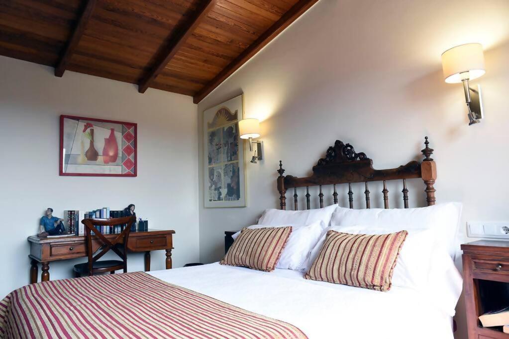 Casa De Afora Casa Con Piscina Y Jacuzzi Privados Guest House Santiago de Compostela Eksteriør bilde
